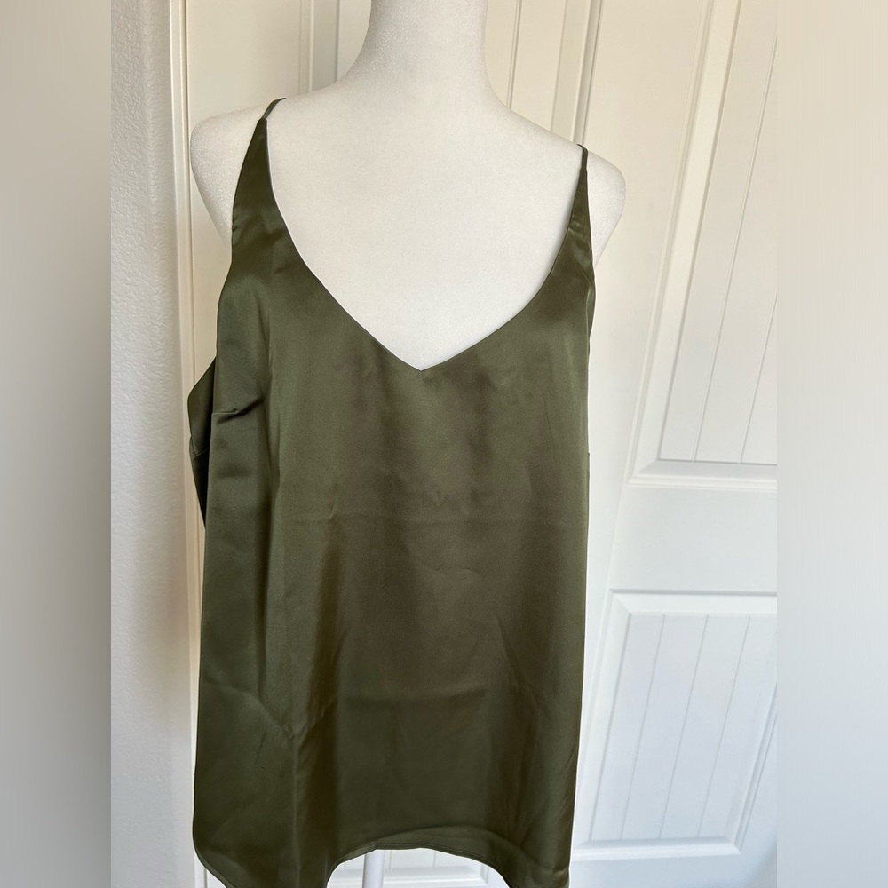 NWT Banana Republic Xl spaghetti strap shiny olive green top